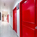 Oyo 304 Zero Hour Hotel