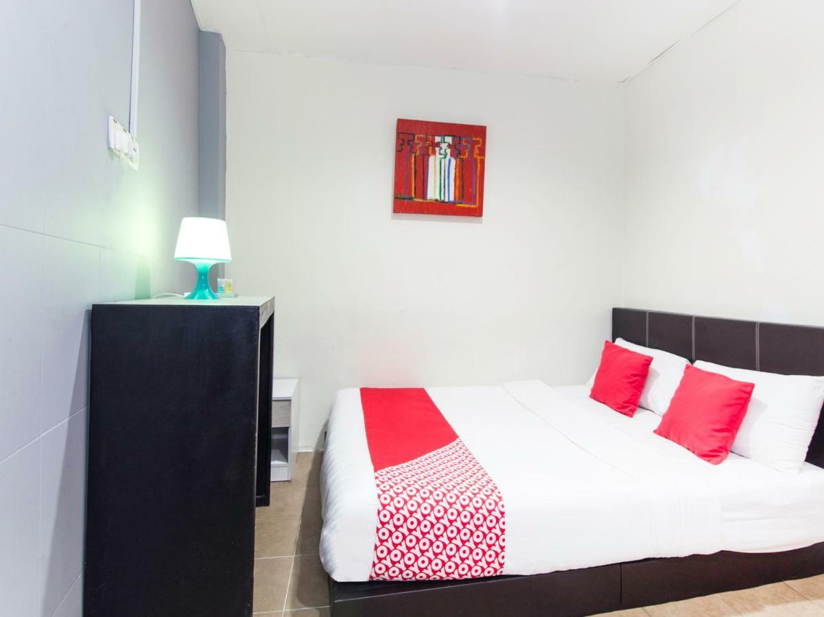 Oyo 304 Zero Hour Kuala Lumpur