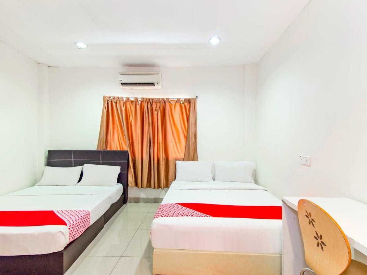 Hotel Oyo 304 Zero Hour