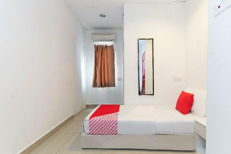 Hotel Oyo 304 Zero Hour